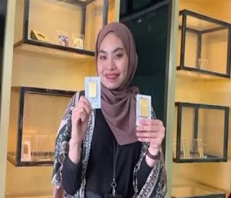 Harga emas 1 gram Antam di Pekanbaru Rp2,2 juta (foto/riki)